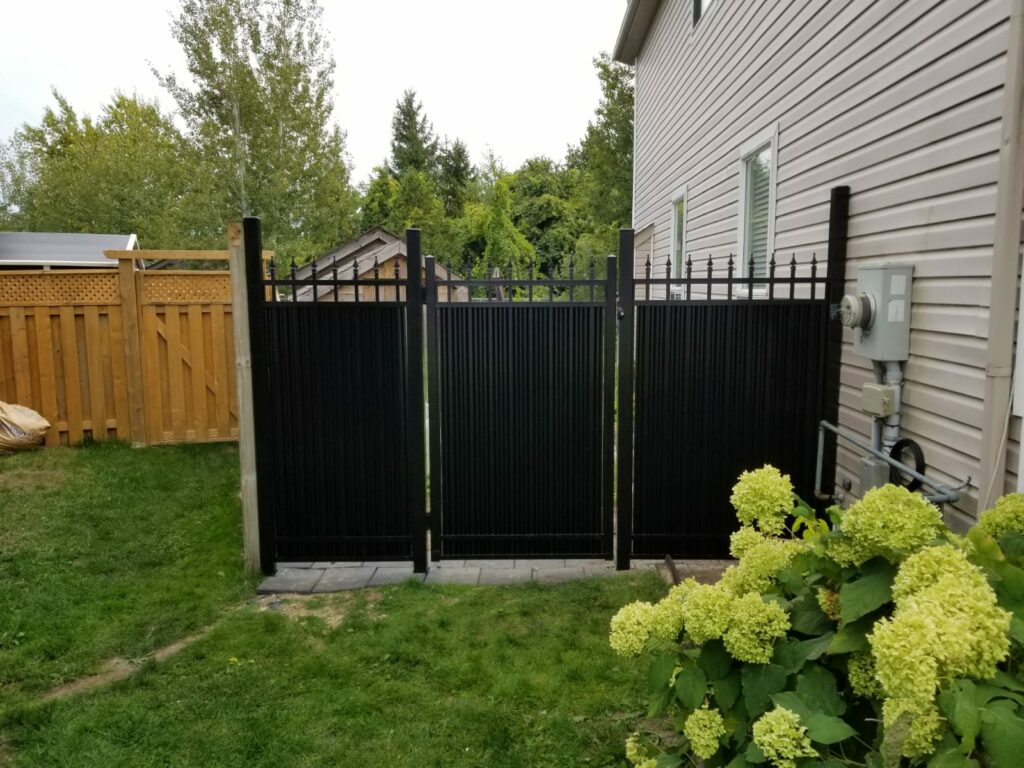 aluminum privacy fencing toronto