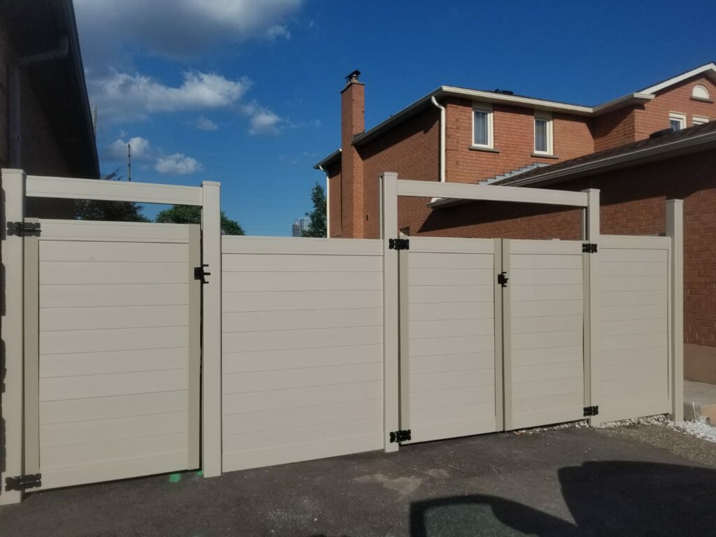 vinyl fencing canada