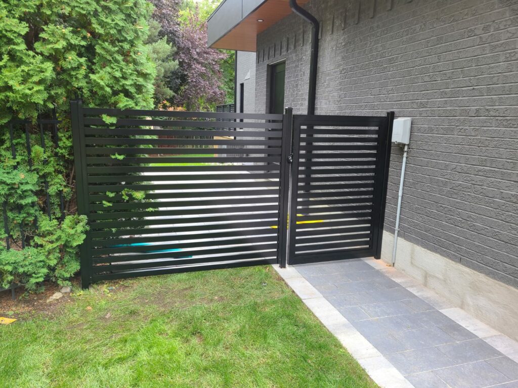 aluminum slat fence