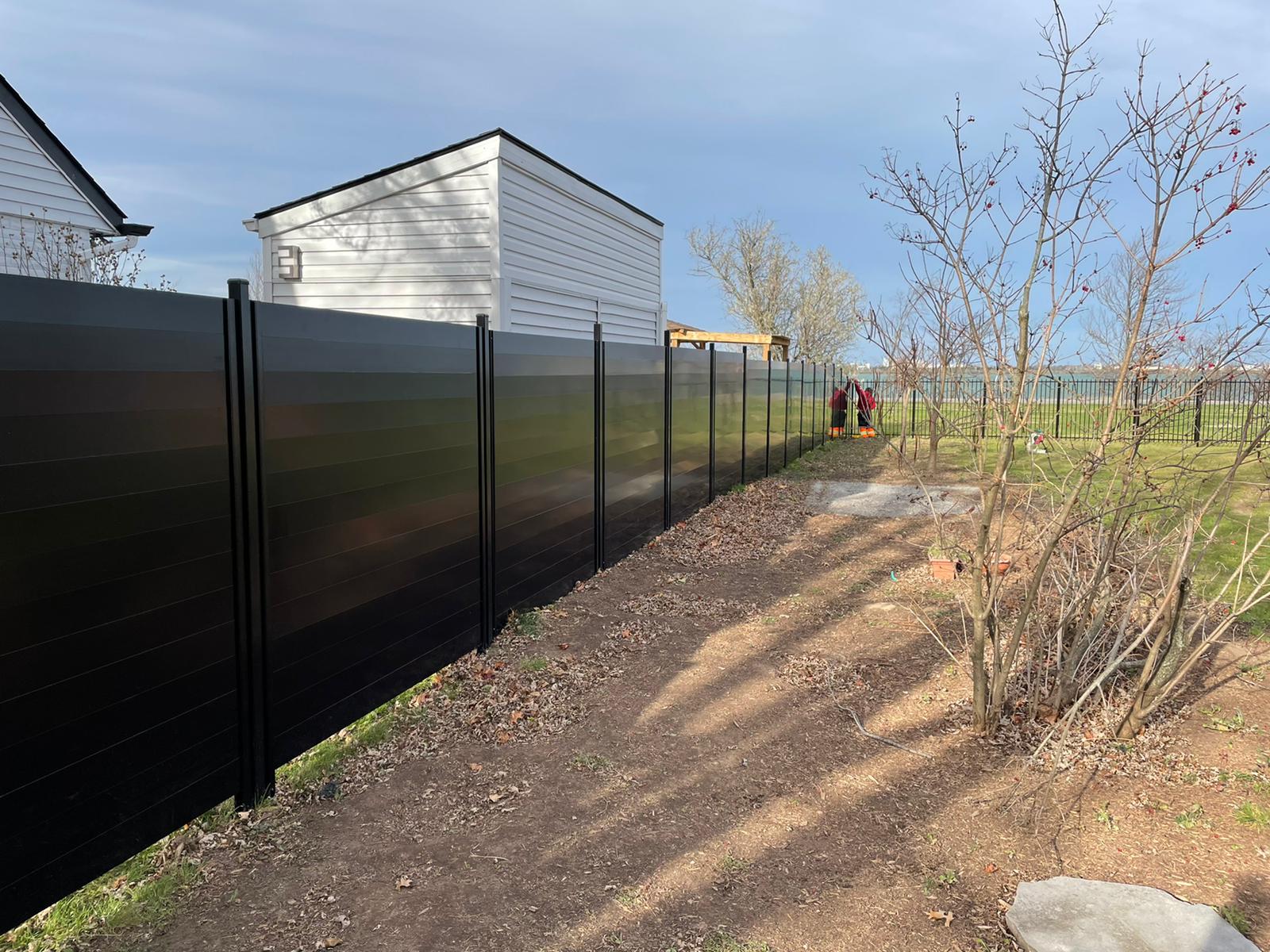 aluminum privacy fence canada